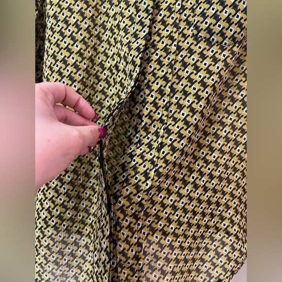 ⚫️ BOGO Gregory sheer woman’s button up blouse size 38 colourful pattern spring - Picture 5 of 8